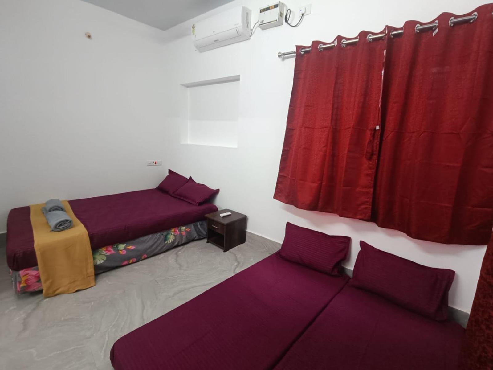 Omkara - The Fives Guest House Tiruvannāmalai Exterior foto